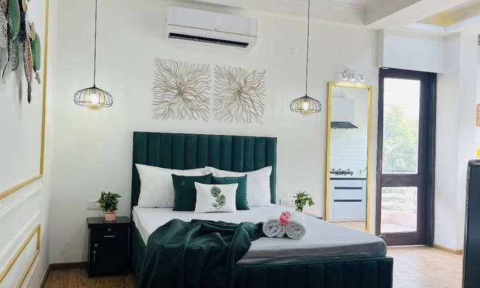 Noida Apartamento | BluO Classic Studio - City Centre Noida