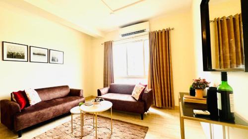 New Town Apartamento | BluO Lake View 1BHK New Town - Terrace Garden, Gym