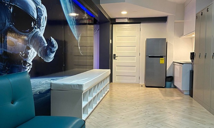 Mactan Export Processing Zone Hotel | BMAX SPACEPODS