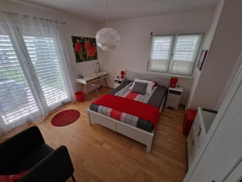 Mies Cama Y Desayuno | BnB "Les Coquelicots"