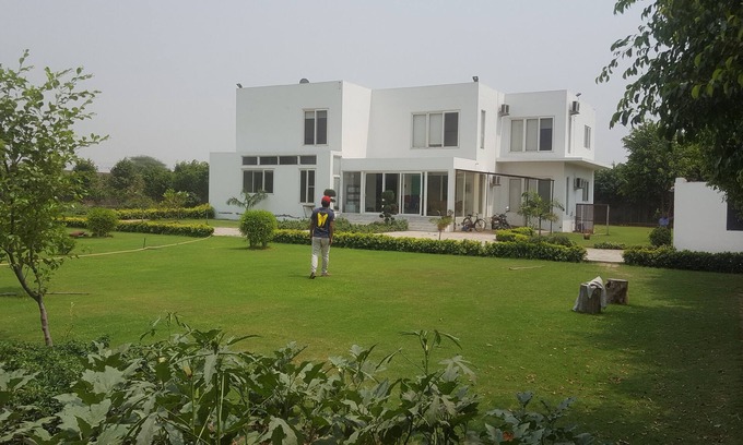 Gurugram Otro | BnBBuddy FarmHouse,Gurugram