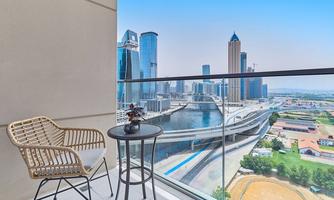 Business Bay Apartamento | bnbme | Noora Tower | 2 BDR