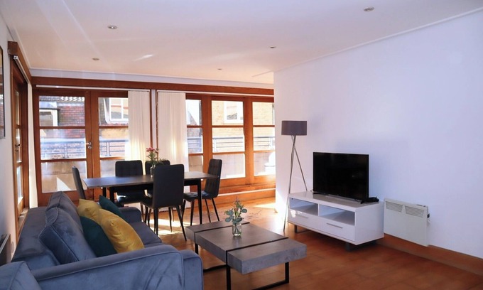 The City of London Apartamento | BnBNook - 2BR Penthouse - Covent Garden and West End