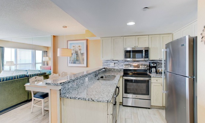 Northeast Virginia Beach Hotel | Boardwalk Resort and Villas
