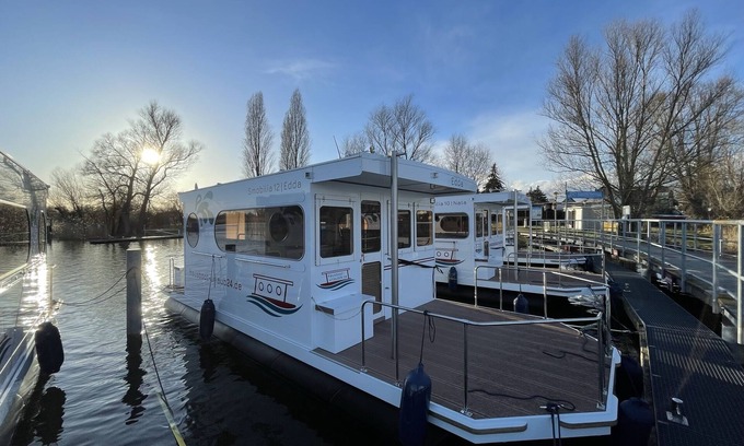 Wildau Alquiler De Eote | Barco 'Hausboot Edda' con terraza privada y Wi-Fi