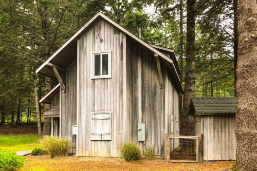 Shelter Cove Casa | Boat House