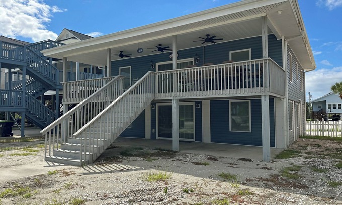 Garden City Casa | Bobby's Girl - Second Row in Garden City Beach