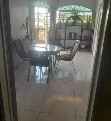 Portmore Apartamento | Bobby Vacational Home