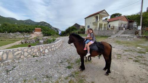 Karuc Apartamento | Bobija Village Skadar lake