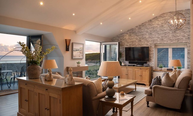 Praa Sands Casa | BODILLIAN