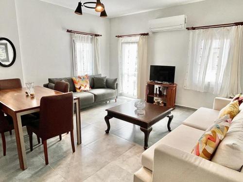 Turgutreis City Center Apartamento | Bodrum-Turgutreis Merkezde Plaja 50 Metre uzaklıkta 1 ve 2 numaralı daireler