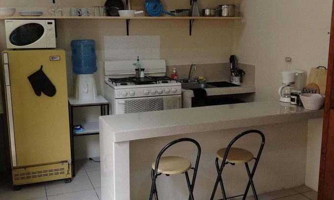Quetzaltenango Apartamento | BOHEMIA Tiny Private Apt in Urban Neighborhood