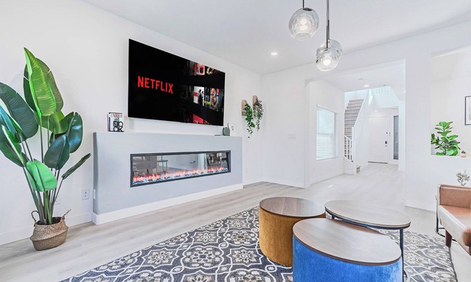 Arden Casa | Boho Beautiful 5B3B New Home in marvelous Las Vegas @ Garage Parking