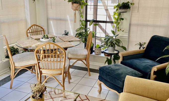 Broadmoor Casa | Boho Haven- Beautiful place To call home away from home!
