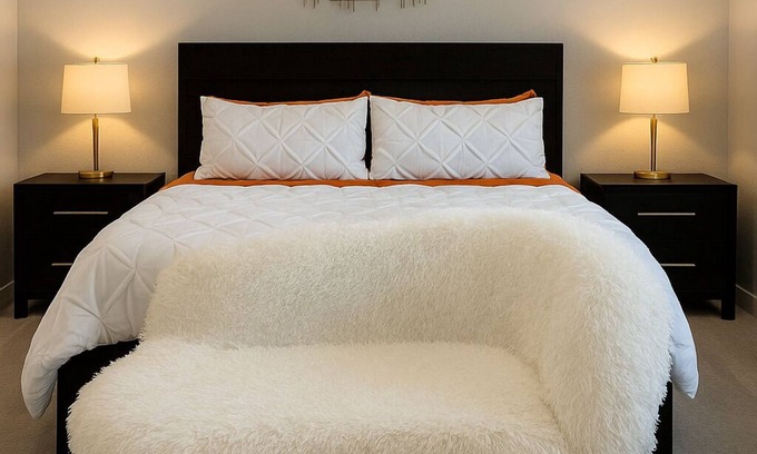 Casa De Oro Apartamento | Boho Haven Studio @Central PHX Private Patio Wi-Fi +Hot Tub +Pool+EV charging
