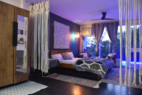 Hauz Khas Village Apartamento | BOHO House, Hosted by Gypsy Cafe