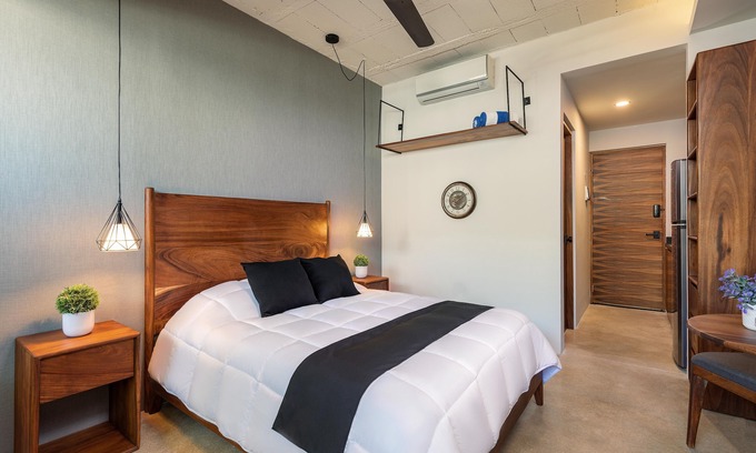 Luis Donaldo Colosio Apartamento | BoHo lofts & studios new modern w/ ocean-view pool