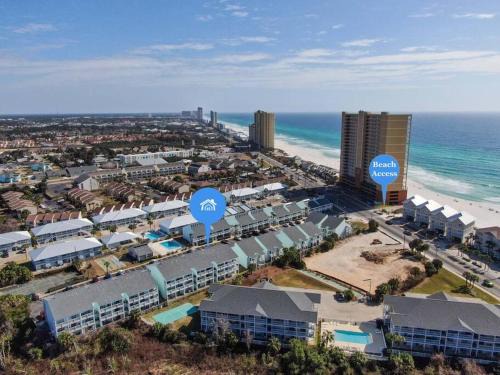 West Panama City Beach Apartamento | Boho Retreat Across the Street from the Beach