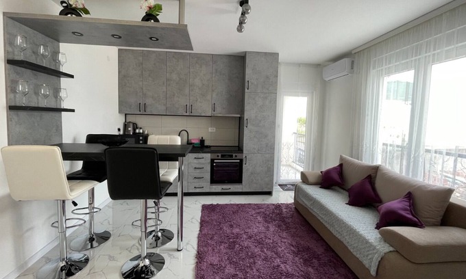 Denovici Apartamento | Boka Bay/new Building/wistaria Hill Apartment