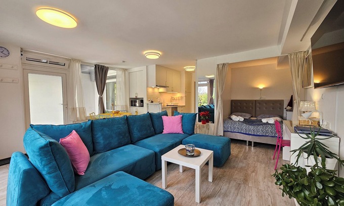 Siska District Apartamento | Bolero A Tour As / Modern and comfortable studio with WiFi and AC in Ljubljana