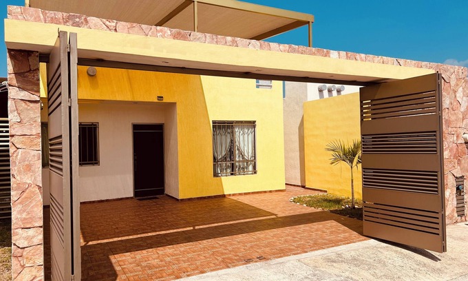 Merida Municipality Casa | Bonita casa vacacional en Las Americas, Mérida