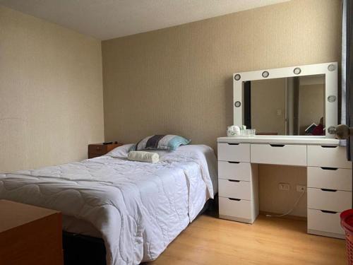 Miraflores Apartamento | Bonito departamento en la ciudad de Arequipa..3 habitaciones, 2 baños, sala comedor, cocina equipa, lavadora. 5 minutos del centro de Arequipa