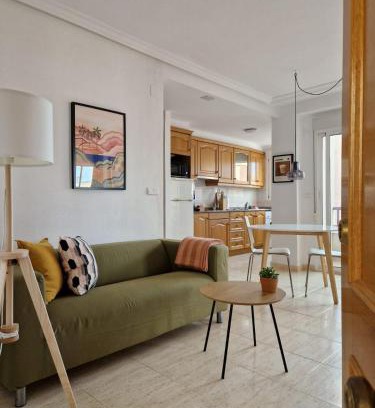 La Marina Apartamento | Bonito piso al lado del Mar!
