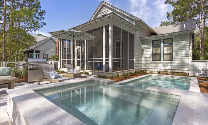 Forest District Casa | Reduced Summer Rates! Forest District! Low-Speed Vehicle! Private Pool! Bike to Seaside!