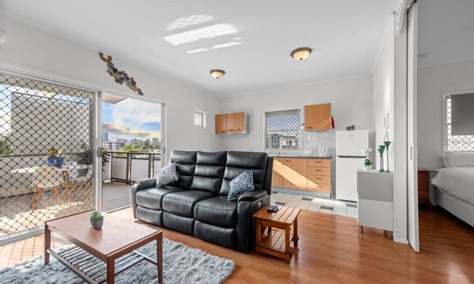 West End Apartamento | Book for Brisbane Festival - Parking & Wifi
