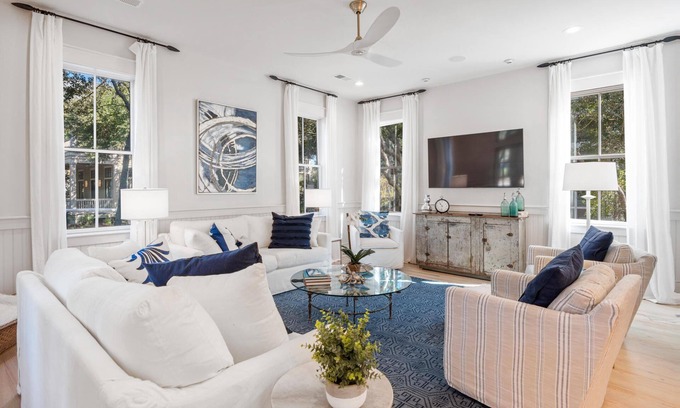 Cottage District Casa | Book for Summer! The Piper - 4 Adult Bikes! 6 Passenger Low-Speed Vehicle! Watercolor Park District!