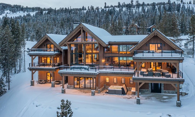 Spanish Peaks Casa | Book Now for Summer Stays! Newly Built Ski-in, Ski-out Mountain Home with Hot Tub