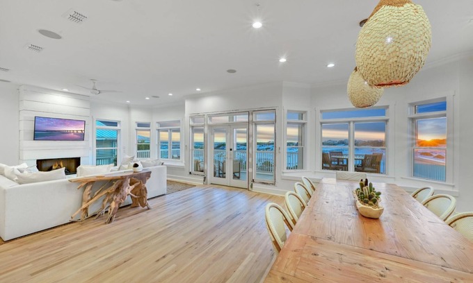 Grayton Beach Casa | Private Salt Water Pool! 6 Adult Bikes! 30A Beaches!