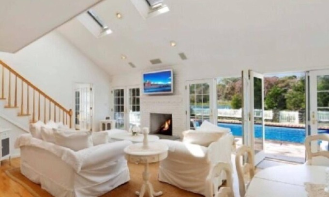 East Hampton Casa | ¡Reserve sus vacaciones en nuestro retiro EH en el agua!