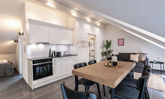 St. Gallen Casa | book2stay 2.5-room apartment #8 Säntis up to 6 people