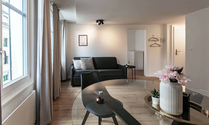 St. Gallen Casa | book2stay 2-room apartment #5 Kronberg up to 4 people