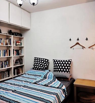 Downtown Hangzhou Casa | Books&Bed Close to the Lake