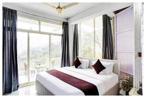 Gagar Complejo | Boost Go Resort Peach-wood Nainital