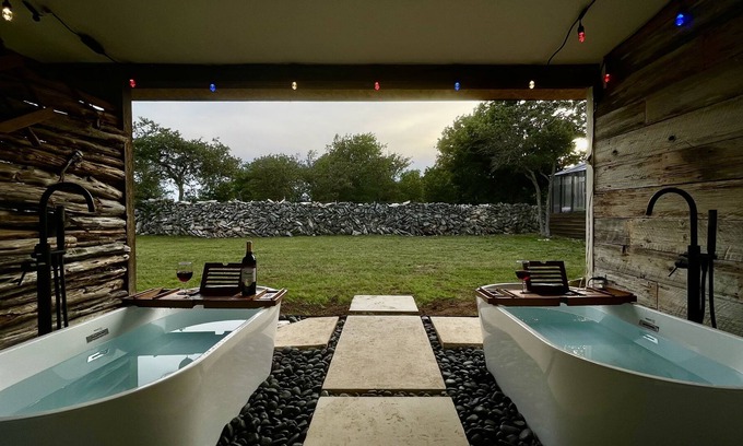 Oatmeal Otro | Texas Hill Country Farm Stay with sheep, chickens, fish and dogs