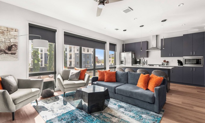 West End Condominio | Boots & Strings / 2 BR 2 BA condo / Stylish West End Gem / Pool / Gym / Parking