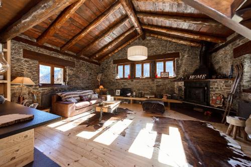 L'Aldosa de Canillo Chalet De Esquí | Borda Climent,Lujo Rustico en Grandvalira