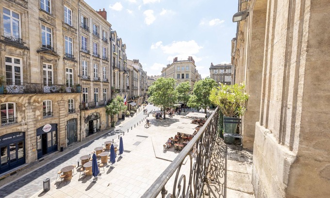 Saint-Michel Apartamento | Bordeaux historic center balcony and parking 20€/d