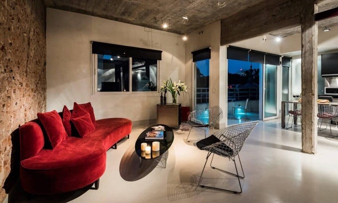 Retiro Apartamento | Plaza Borges - Hermoso loft en la hermosa Plaza San Martín