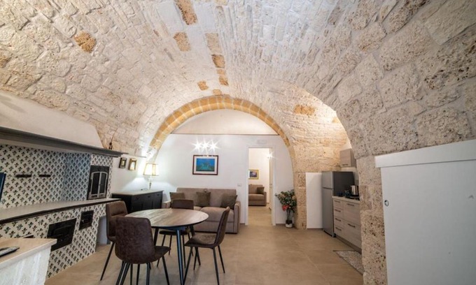 Santeramo in Colle Cama Y Desayuno | Borgo Antico Sant'Erasmo