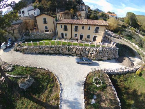 Castel San Vincenzo Apartamento | Borgo Donna Teresa