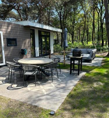 Municipality of Hellendoorn Chalet De Esquí | Bos chalet Hellendoorn met Hottub