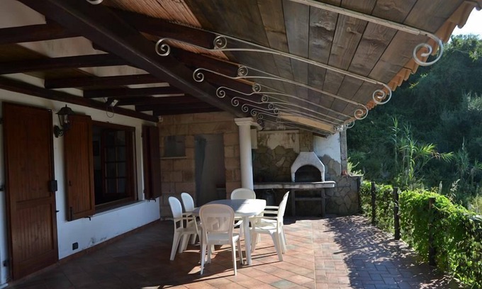 Magomadas Villa | Bosa: Casa / villa / chalet - Modolo Gran casa