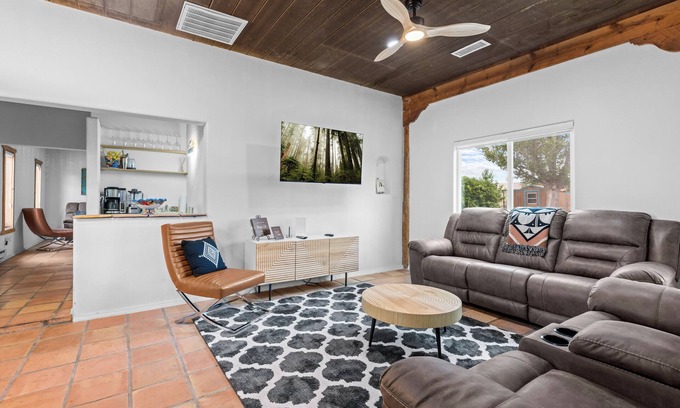 Bosque Casa | Bosque "Abeyta" House