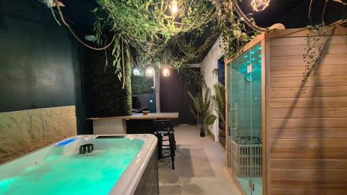 Saint-Quentin Apartamento | Botanica - Private Spa