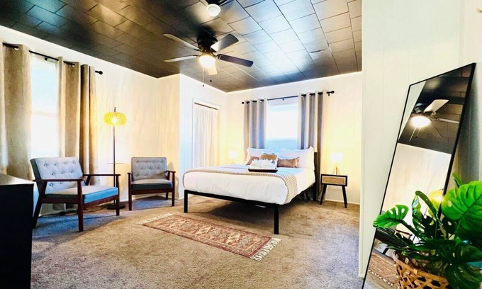 Greensburg Apartamento | Botanical Bungalow in Greensburg