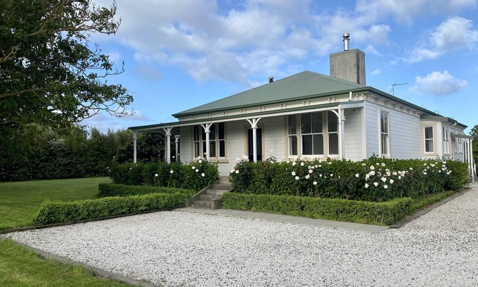 Spring Creek Casa | Botham's Beauty - Blenheim Holiday Home